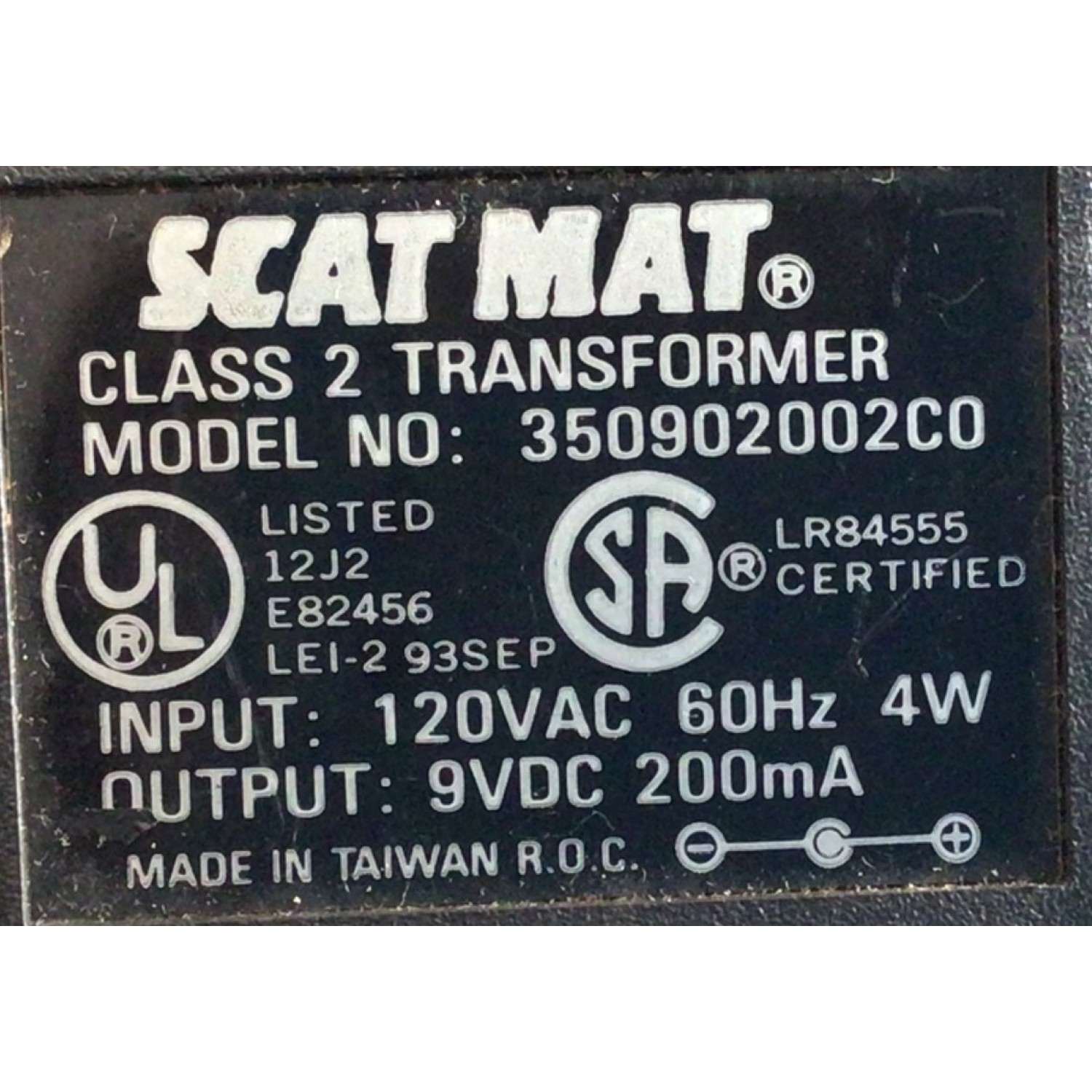 CARGADOR / ADAPTADOR DE FUENTE DE ALIMENTACION / VCA-VCD / NUMERO DE PARTE 350902002C0 / LR84555 / 12J2 / E8245 / ENTRADA VCA 120V 60HZ 4W / SALIDA VCD 9V 200MA / MODELO 350902002C0 - Imagen 4